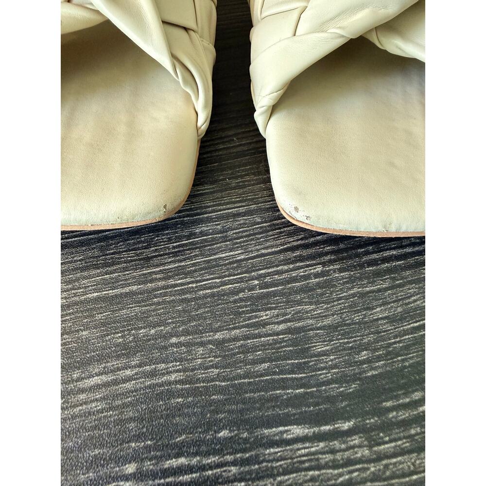 Vince Camuto "Anella" Beige XXL Braided Slide Sandals Sz. 7.5 - Picture 2 of 6